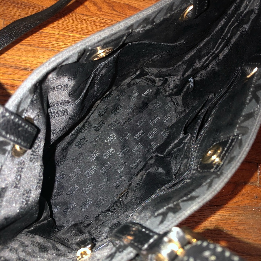 Michael Kors Handbag - Picture 3 of 3